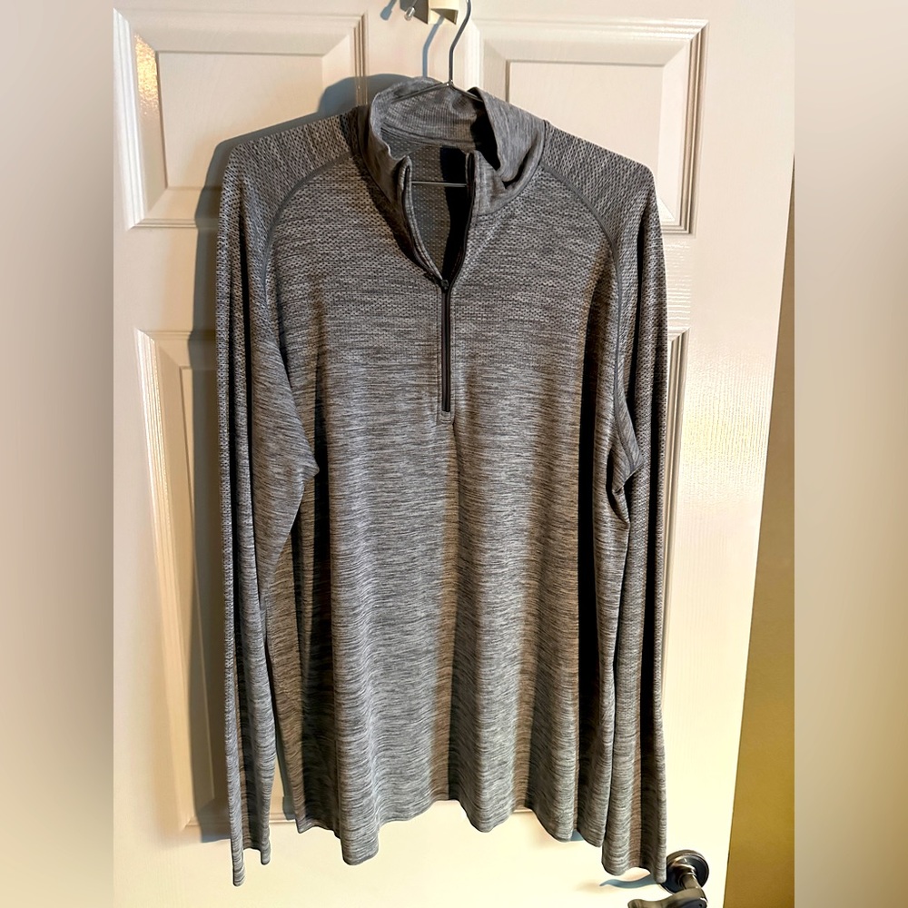 Mens gray Lululemon half zip